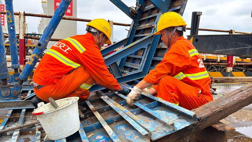 國(guó)慶假期杭甬高速?gòu)?fù)線寧波段三期項(xiàng)目施工忙