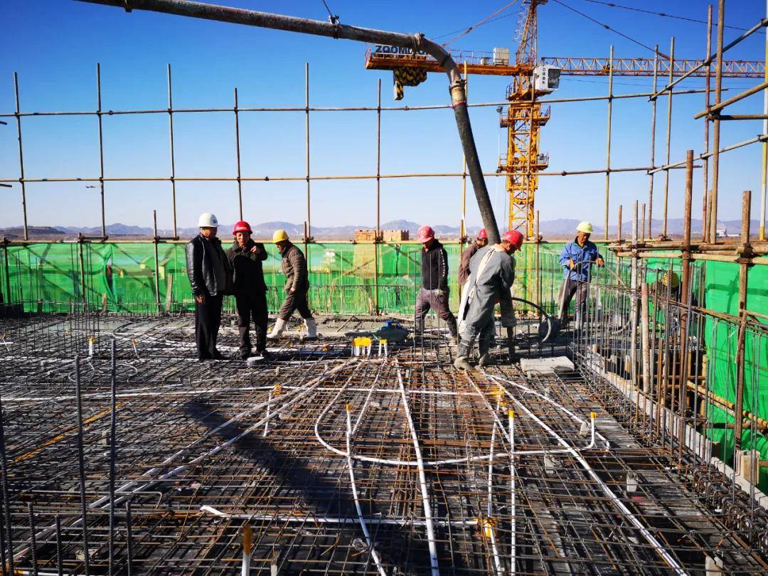 冰雪鑄匠心——萬(wàn)嘉建設(shè)集團(tuán)冬季施工攻堅(jiān)紀(jì)實(shí)